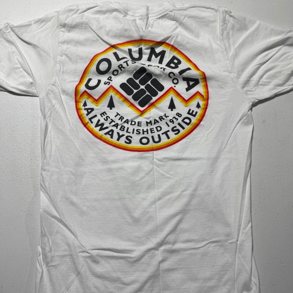 Columbia Graphic t-shirt - Picture 1 of 7